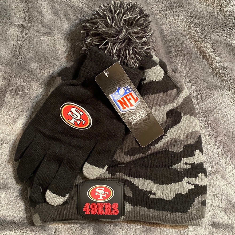 SF 49ers Beanie and Glove Set NFL San Francisco